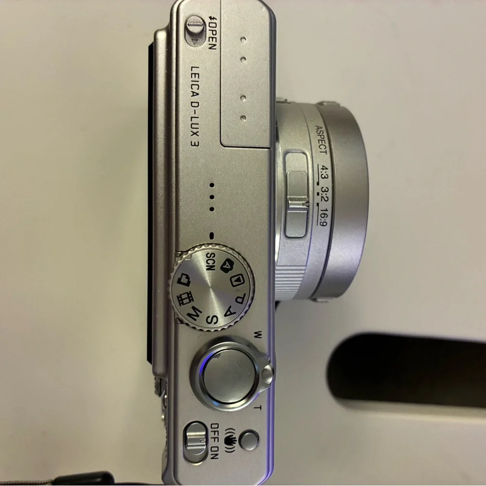 Leica digital camera
